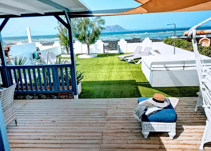 Dalia House, Frontbeach, Piscina, Holiday home