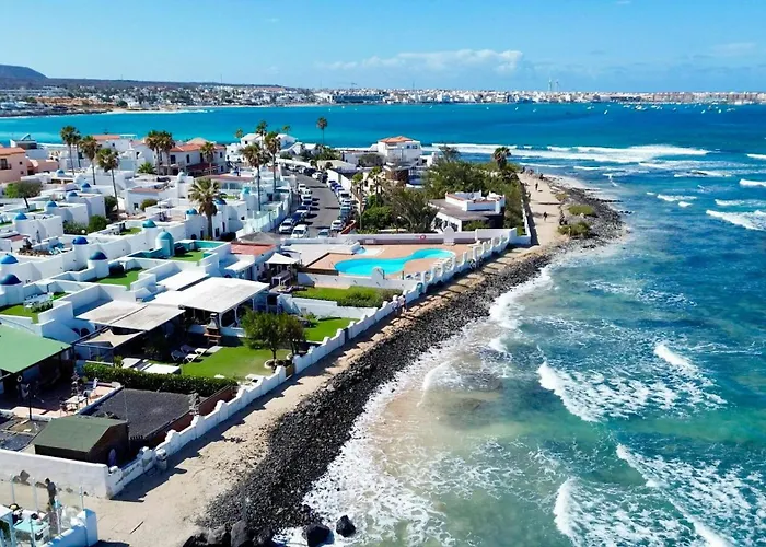 Holiday home Dalia House, Frontbeach, Piscina,