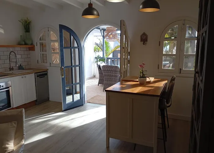 Dalia House, Frontbeach, Piscina,