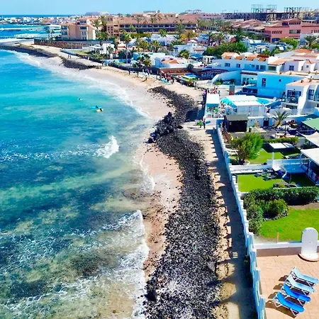 Dalia House, Frontbeach, Piscina, Hébergement de vacances