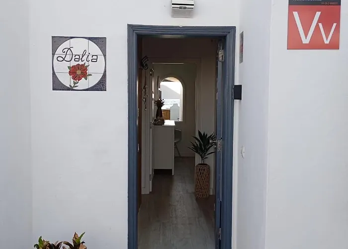 Dalia House, Frontbeach, Piscina, コラレホ