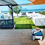 Dalia House, Frontbeach, Piscina, Hébergement de vacances