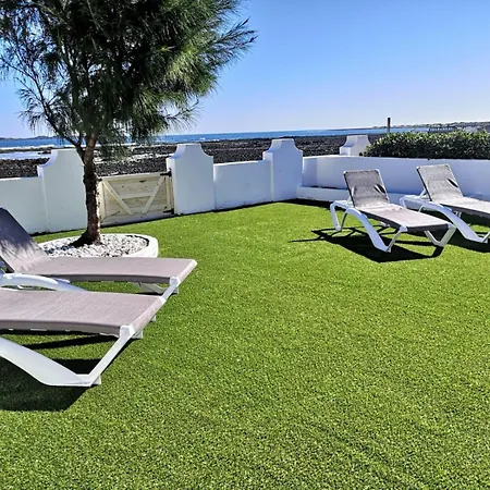 Dalia House, Frontbeach, Piscina, Feriehus *