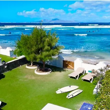 Dalia House, Frontbeach, Piscina, Feriehus