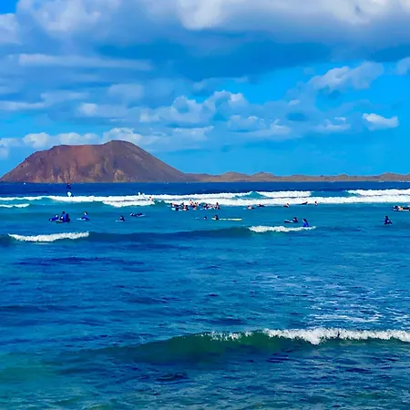 Feriehus Dalia House, Frontbeach, Piscina, Corralejo