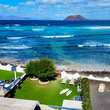Dalia House, Frontbeach, Piscina, Feriehus *