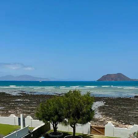 Semesterbostad Dalia House, Frontbeach, Piscina, *