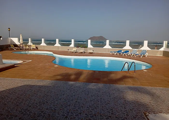 Dalia House, Frontbeach, Piscina, Semesterbostad *