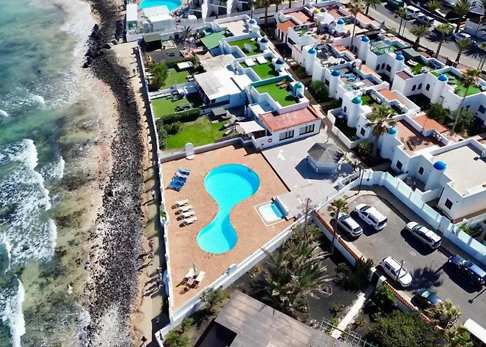Semesterbostad Dalia House, Frontbeach, Piscina, *