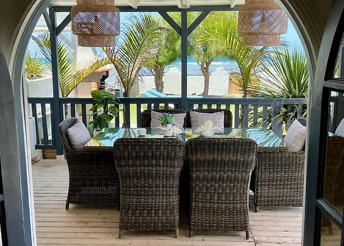 Semesterbostad Dalia House, Frontbeach, Piscina, Corralejo