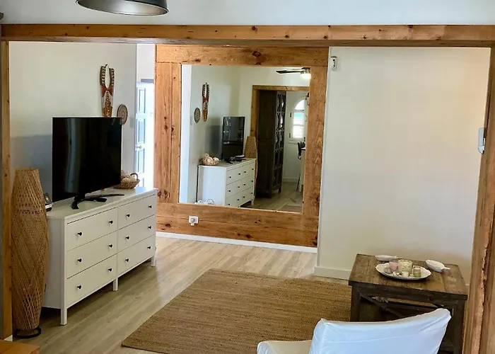 Semesterbostad Dalia House, Frontbeach, Piscina, *